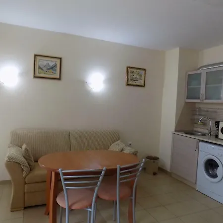 Блумарин С 25 Apartment Sunny Beach